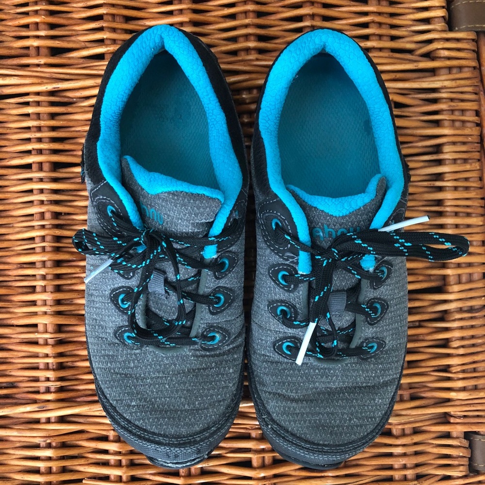 Ahnu Sugarpine Trail Runners (Size 7)